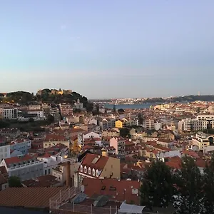 https://luxury-graca-house-the-best-view-of-lisbon.hotels-lisbon-portugal.com